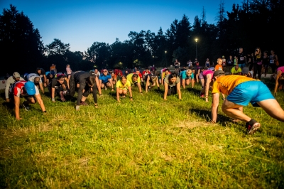 Nocne bieganie w Parku Grabiszyńskim [ZDJĘCIA] - 14