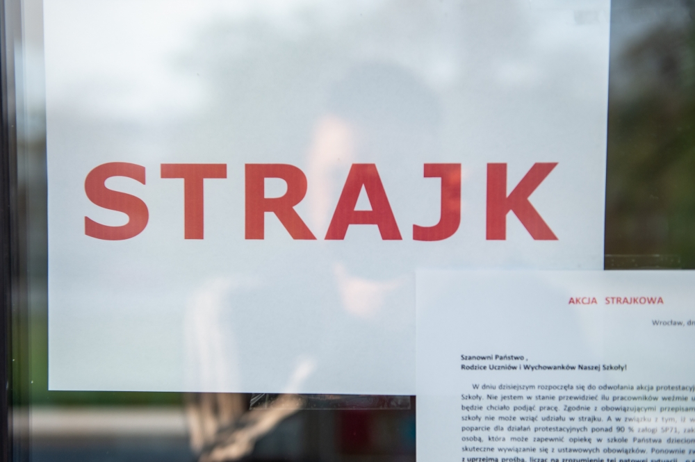 Dolny Śląsk: Strajk nauczycieli [LISTA PLACÓWEK, AKTUALNA SYTUACJA] - Fot. Andrzej Owczarek, Malwina Gadawa