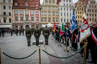 Dolnoślązacy uczcili pamięć ofiar katastrofy smoleńskiej - 8