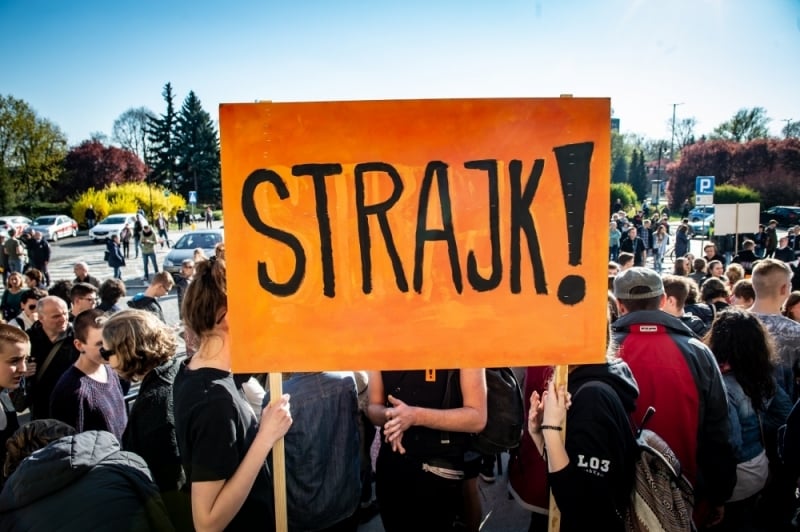 Wrocławski komitet strajkowy: Nauczyciele nie wezmą udziału w radach klasyfikacyjnych - fot. archiwum RW