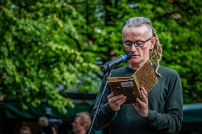 Słowa z popiołu - to hasło wspólnego czytania we Wrocławiu - 3