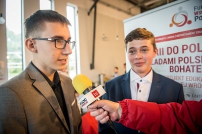 Z Syberii do Polski - śladami polskich bohaterów. 500 uczniów przez rok rozmawiało z Sybirakami - 1
