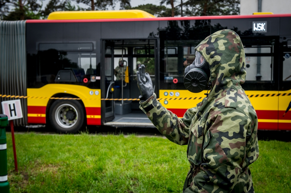 Wrocław: Służby zorganizowały ćwiczenia na wypadek użycia broni biologicznej – fot. Andrzej Owczarek