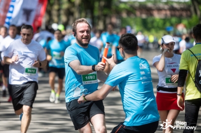 10 000 biegaczy z 500 firm pobiegło dla podopiecznych Fundacji Everest - 3