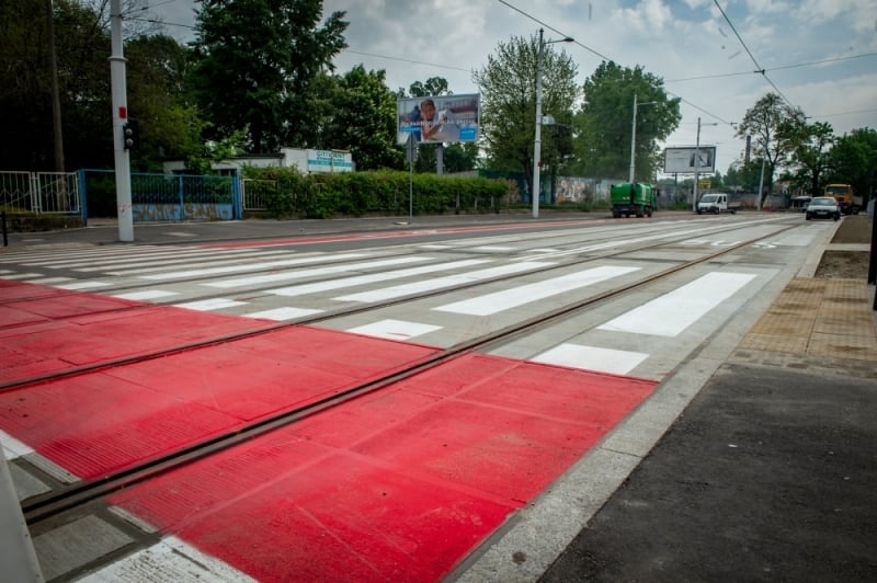 Kierowcy wreszcie jeżdżą nową ulicą Hubską - fot. Andrzej Owczarek