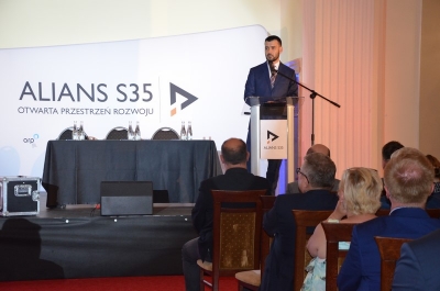 DRJ: ALIANS S35, czyli nowoczesna aglomeracja wzdłuż drogi ekspresowej - 8