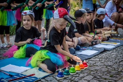 Wiosenne czytanie dla dzieci z wrocławskich szkół  - 1