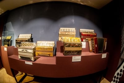Wrocław: W Muzeum Etnograficznym możemy oglądać wystawę akordeonów [FOTO] - 12
