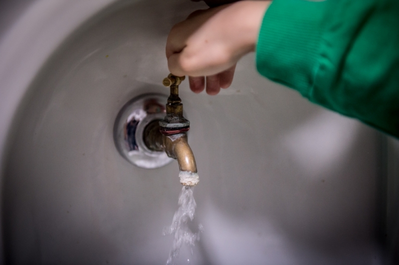 Woda w kranach niezdatna do picia. Efekt największego w historii poboru wody - (fot. Andrzej Owczarek)