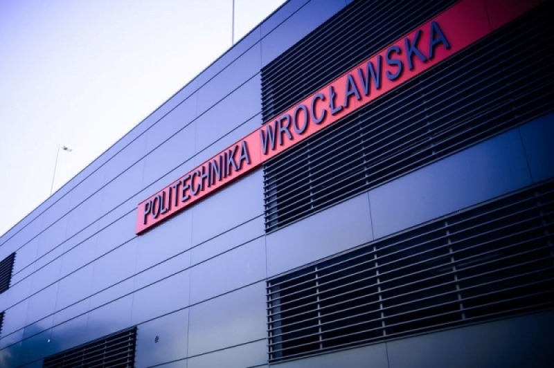 Politechnika Wrocławska podpisała z koncernem Volvo Polska porozumienie o współpracy - fot. archiwum radiowroclaw.pl