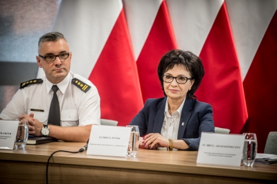 Dolnośląscy strażacy i policjanci na odprawie z minister [ZDJĘCIA] - 6