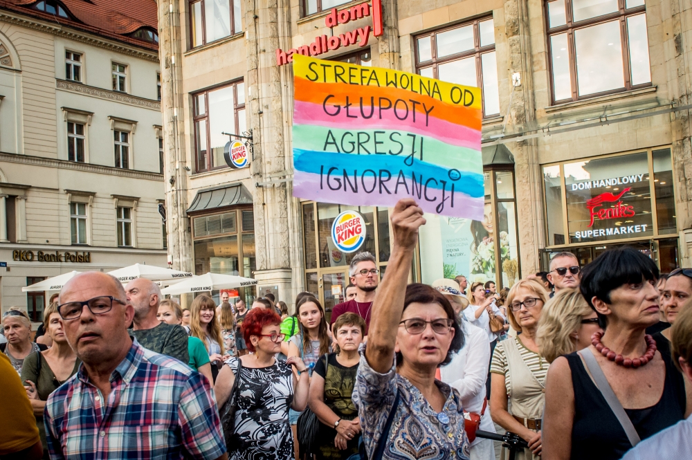 Wrocław: Manifestacja przeciw nienawiści pod pręgierzem [ZDJĘCIA]