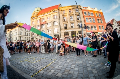 Wrocław: Manifestacja przeciw nienawiści pod pręgierzem [ZDJĘCIA] - 4