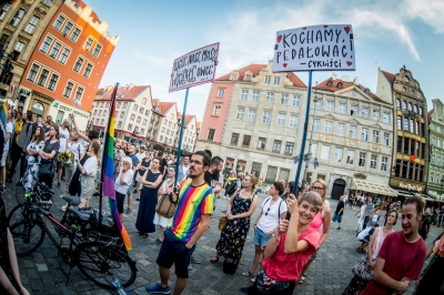 Wrocław: Manifestacja przeciw nienawiści pod pręgierzem [ZDJĘCIA] - 5