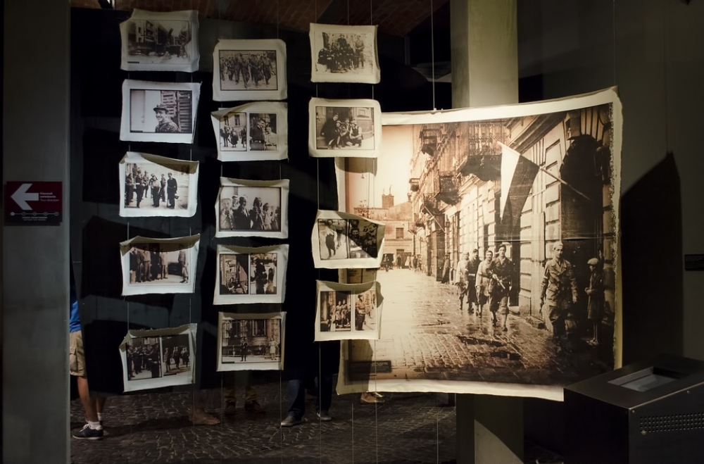 Dźwiękowa historia: 75 lat od wybuchu powstania warszawskiego  - FOT: CC0 Public Domain (zdjęcie ilustracyjne)