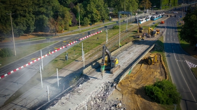 Wrocław: Sporo utrudnień w ruchu drogowym. Rozbiórka estakady na pl. Społecznym [SPRAWDŹ, WIDEO Z DRONA] - 5