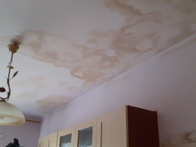 „To cud, że nikt nie ucierpiał”. Zawalił się gzyms kamienicy we Wrocławiu - 3