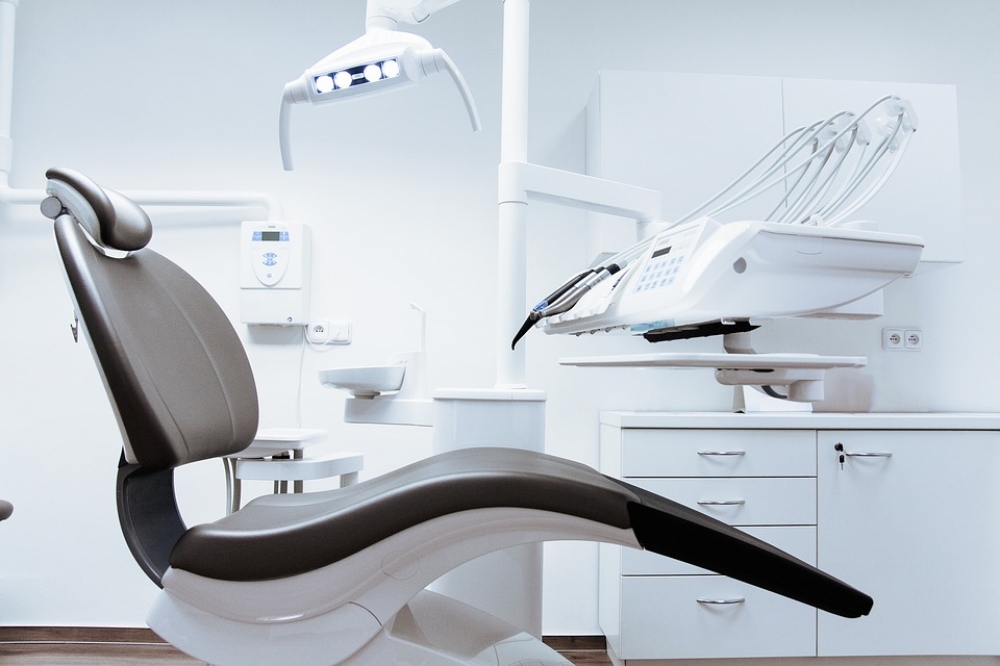 Gabinety dentystyczne w kolejnych wrocławskich szkołach - fot. pixabay (zdjęcie ilustracyjne)