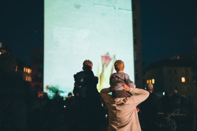 Wrocław: Prace artystów z całego świata pokazano na fasadach kamienic Nadodrza [ZDJĘCIA] - 17