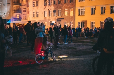Wrocław: Prace artystów z całego świata pokazano na fasadach kamienic Nadodrza [ZDJĘCIA] - 8