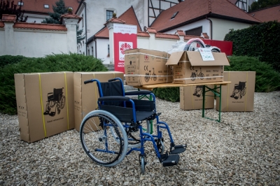 Caritas dostała sprzęt dla niepełnosprawnych