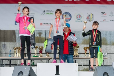 Wrocław: Ponad 750 osób wystartowało w Biegu Uniwersytetu Medycznego  - 26
