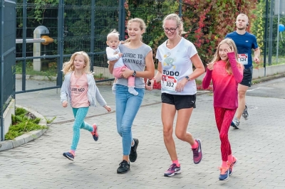 Wrocław: Ponad 750 os&oacute;b wystartowało w Biegu Uniwersytetu Medycznego 