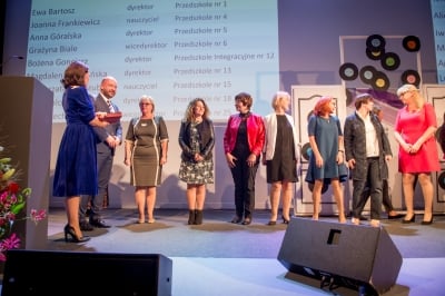 Wrocław: Po 7 tys. zł dla najlepszych nauczycieli  - 7