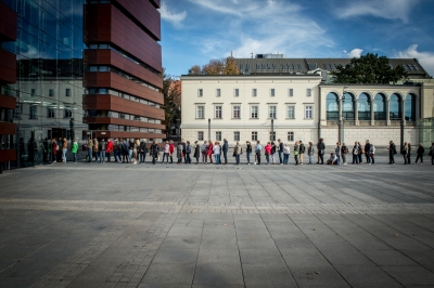 Ponad tysiąc zaproszeń rozdane w kilkadziesiąt minut. Olbrzymie zainteresowanie spotkaniem z Tokarczuk - 15