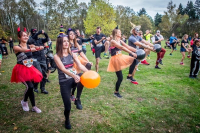 Kolorowo i na sportowo. Za nami Bieg Halloween Radia Wrocław w Parku Grabiszyńskim - 27