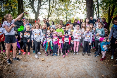 Kolorowo i na sportowo. Za nami Bieg Halloween Radia Wrocław w Parku Grabiszyńskim - 219