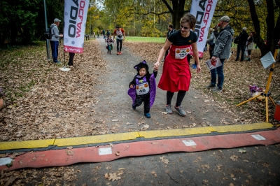 Kolorowo i na sportowo. Za nami Bieg Halloween Radia Wrocław w Parku Grabiszyńskim - 239
