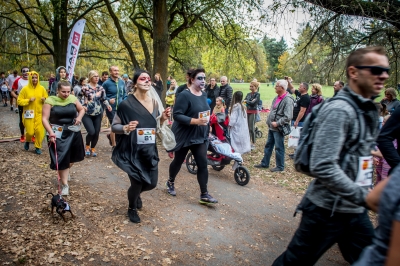 Kolorowo i na sportowo. Za nami Bieg Halloween Radia Wrocław w Parku Grabiszyńskim - 58