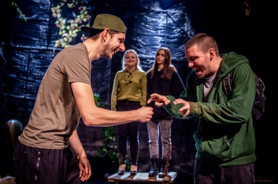Premiera sztuki "Cicho" w Teatrze Układ Formalny i Teatrze Współczesnym  - 17