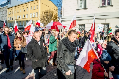 Radosna Parada Niepodległości na ulicach Wrocławia [ZDJĘCIA] - 11
