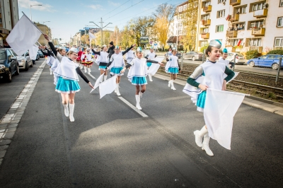 Radosna Parada Niepodległości na ulicach Wrocławia [ZDJĘCIA] - 13