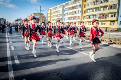 Radosna Parada Niepodległości na ulicach Wrocławia [ZDJĘCIA] - 16