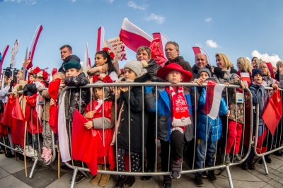 Radosna Parada Niepodległości na ulicach Wrocławia [ZDJĘCIA] - 1