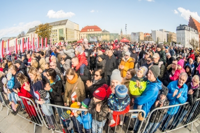 Radosna Parada Niepodległości na ulicach Wrocławia [ZDJĘCIA] - 3