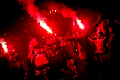 Zamieszki podczas Marszu Niepodległości we Wrocławiu. Policja użyła armatek wodnych - 19