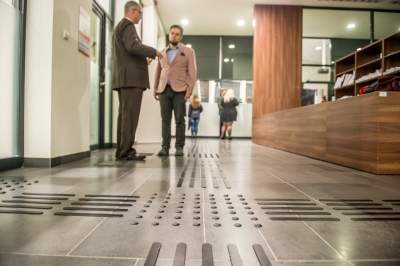 Politechnika Wrocławska likwiduje bariery dla osób niepełnosprawnych [FOTO] - 6