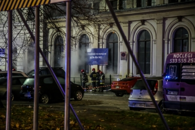 Pożar na Dworcu Świebodzkim. Jedna osoba nie żyje [AKTUALIZACJA] - 1