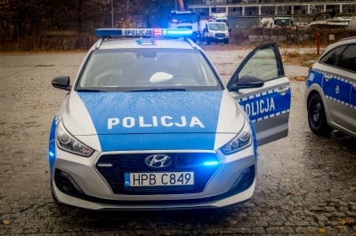Dziewięć nowych samochodów trafiło do dolnośląskiej policji [ZDJĘCIA] - 12