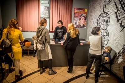 Wrocławianie pisali listy w sprawie uwolnienia irańskiej aktorki [ZDJĘCIA] - 0