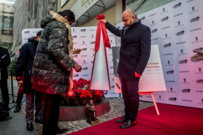 We Wrocławiu odsłonięto nowego, wyjątkowego krasnala [ZOBACZ] - 2