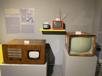 Stare odbiorniki radiowe, gramofony i telewizory zn&oacute;w do zobaczenia we Wrocławiu
