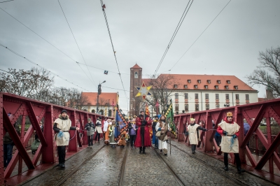 Tłumy na Orszaku Trzech Króli we Wrocławiu - 11
