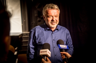 Rubinowe gody - ciepła refleksyjna komedia o lekkim zabarwieniu politycznym - 13