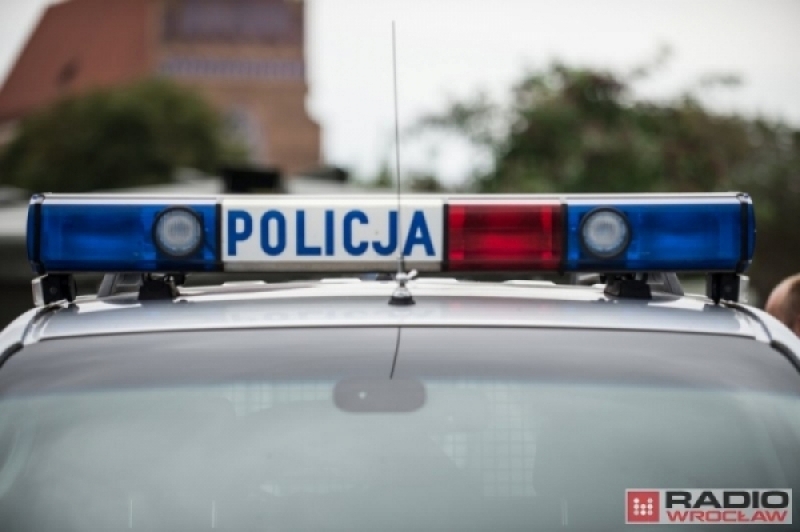 Policja poszukuje kierowcy, który śmiertelnie potrącił kobietę w Oleśnicy - fot. archiwum radiowroclaw.pl