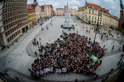 Wrocław: Zatańczyli Poloneza dla Fredry [ZDJĘCIA] - 1